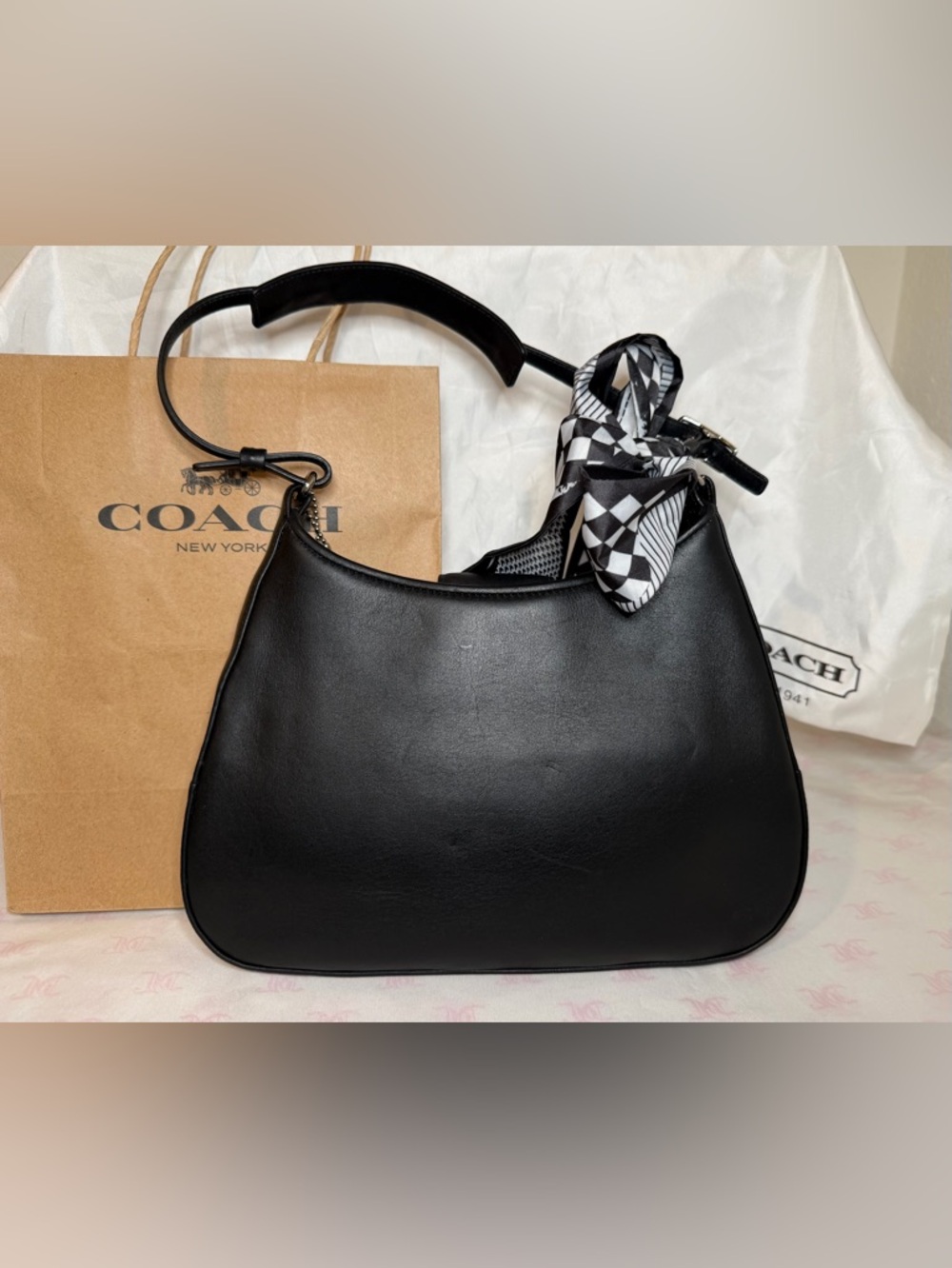 Vintage Coach Black Legacy Small Demi Hobo No. D2K-8319 - Picture 3 of 7